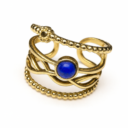 Bague Azur Doré ajustable en métal doré avec pierre bleue type lapis-lazuli et design ajouré élégant pour femme.