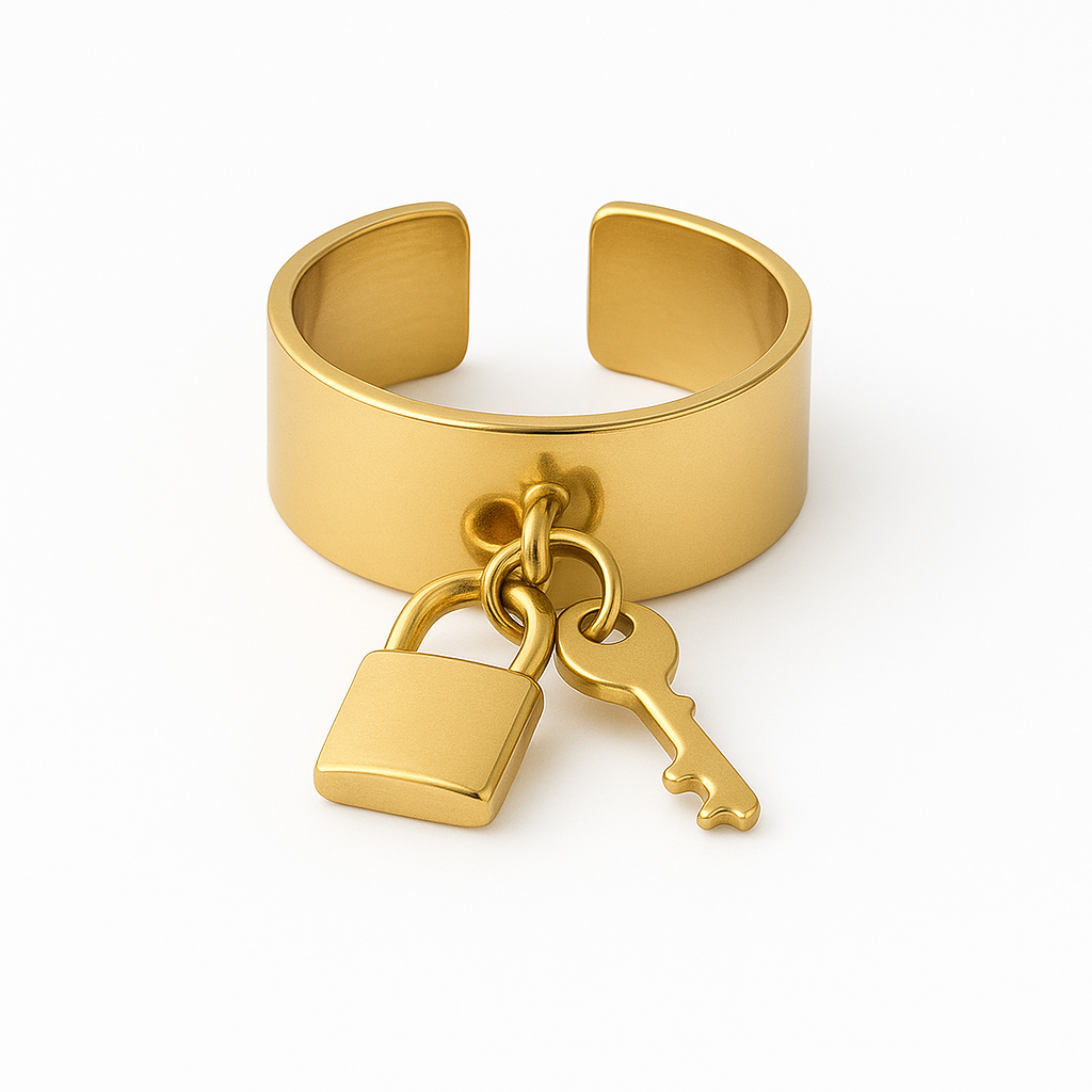 Bague dorée ajustable avec pendentif cadenas et clé en acier inoxydable
