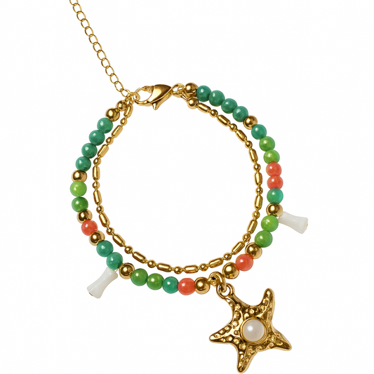 Bracelet double rang en acier inoxydable avec perles colorées et pendentif étoile de mer dorée, bijou fantaisie estival.